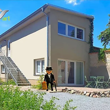Travel Art Boardinghouse Aparthotel